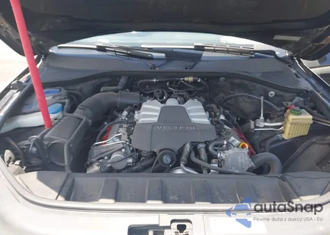 2014 Audi Q7 3.0T S Line Prestige from USA, damaged, VIN WA1DGAFE2ED007838